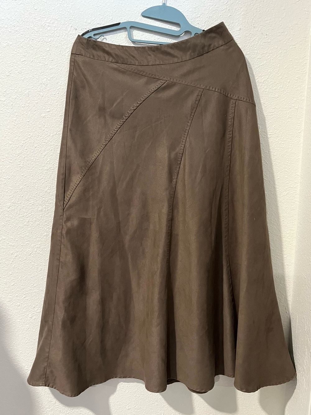 East5th Brown Faux-Suede Diagonal Panel Seams Midi Skirt Size 6